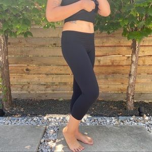 Lululemon wunder under crops